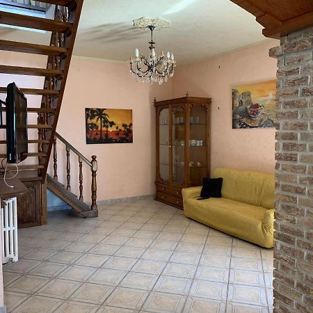 Casa Vacanze Autonoma Brevi Periodi Vibo Valentia Exterior photo