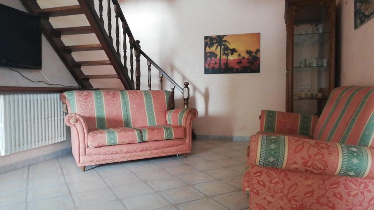 Casa Vacanze Autonoma Brevi Periodi Vibo Valentia Exterior photo
